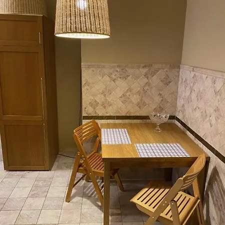 Place With Balcony Daire